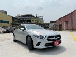 2018年 賓士 BENZ A180 1.3L