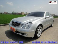 2002年 賓士 BENZ E240 2.6L